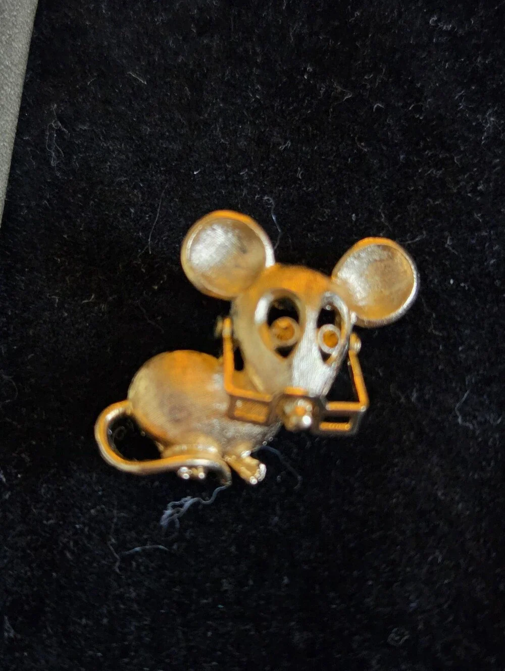 Vintage Avon Mouse Brooch